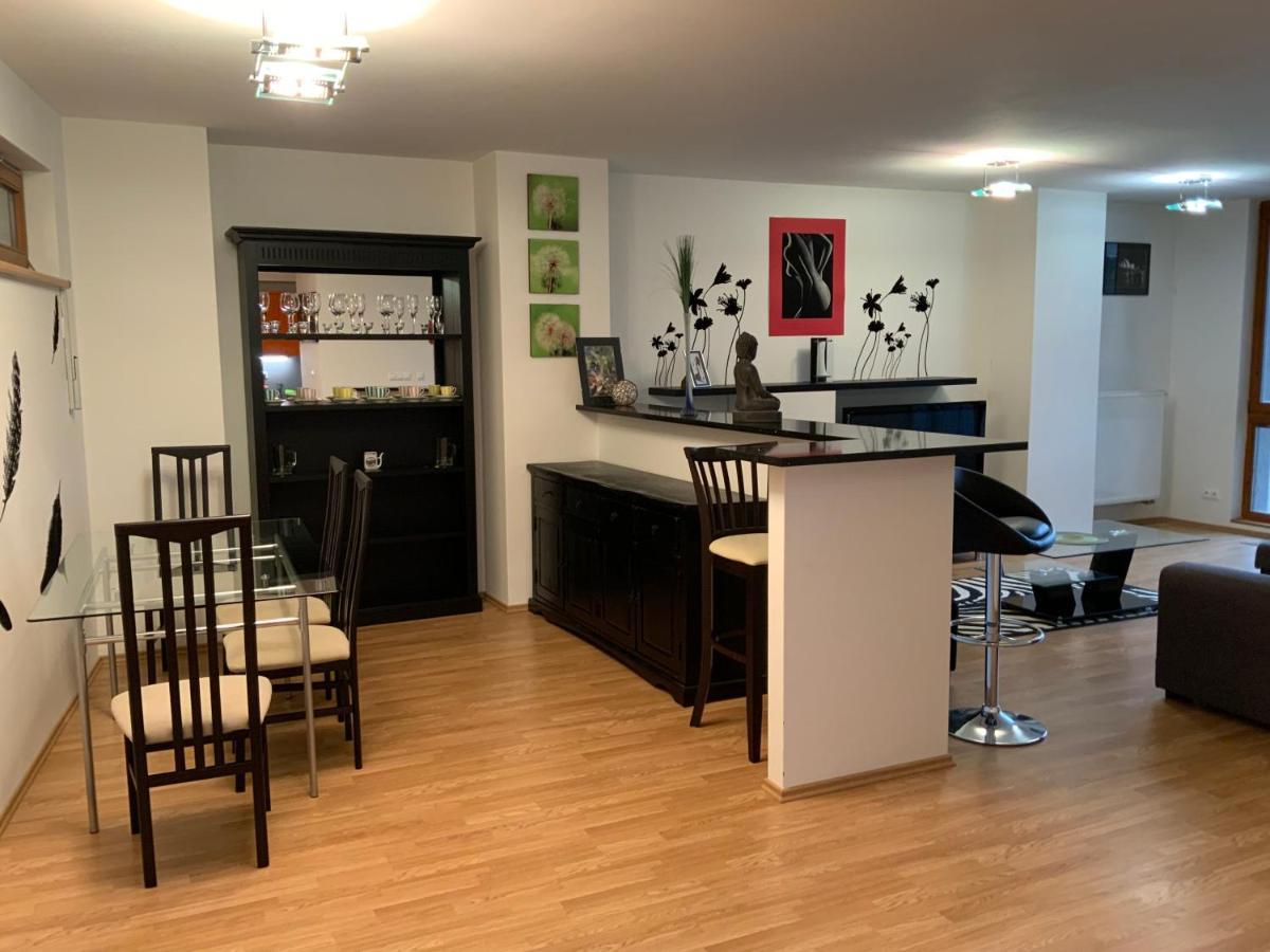 شقة Apartman Na Vyhlidce كارلوفي فاري المظهر الخارجي الصورة