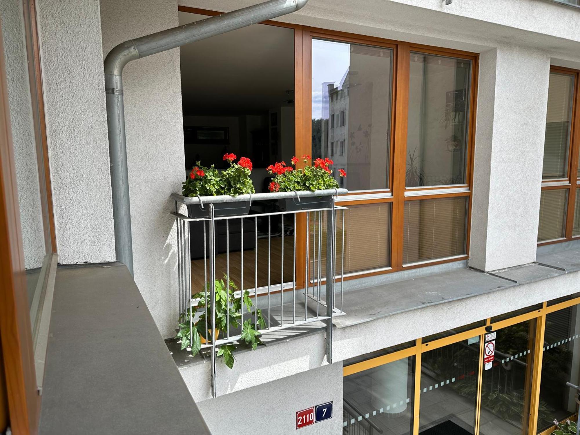 شقة Apartman Na Vyhlidce كارلوفي فاري المظهر الخارجي الصورة